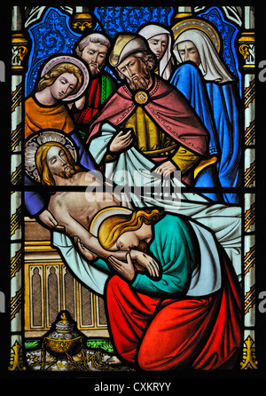 Detail der Ostfenster von William Wailes. Kirche von Saint Kentigern. Caldbeck, Cumbria, England, Vereinigtes Königreich, Europa. Stockfoto