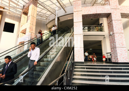 Nashtiman Mall, ein brandneues Einkaufszentrum 8000 Shop. Erbil, Region Kurdistan Irak Stockfoto