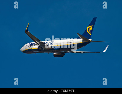 Rynair Boeing 737 Flugzeuge, Gatwick Flughafen, Sussex, England Stockfoto