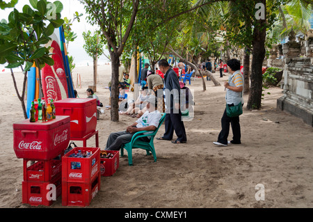 Schraffierte Fläche am Strand von Kuta, Bali Stockfoto