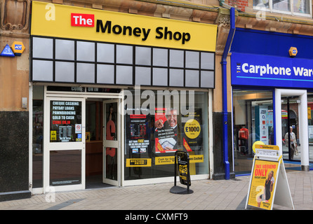 Die Geld-Shop Werbung Zahltagdarlehen in Arthur Platz, Belfast, Co. Antrim, Nordirland, Vereinigtes Königreich Stockfoto