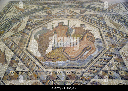 Haus des Dionysos Fußbodenmosaik, das Archäologische Museum von Chania, Chania, Kreta, Griechenland Stockfoto