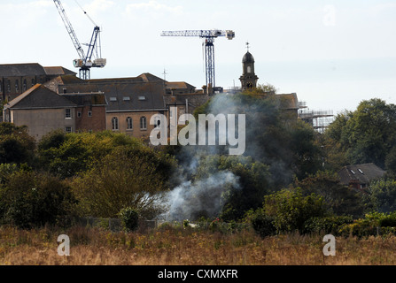 Brandrauch in der Nähe des Brighton General Hospital UK Stockfoto
