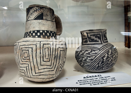 Anasazi Keramik im historischen Museum in Ajo, Arizona, USA Stockfoto