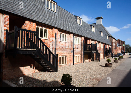 Gebäude für Wohnzwecke an Snape Maltings Suffolk England umgewandelt Stockfoto