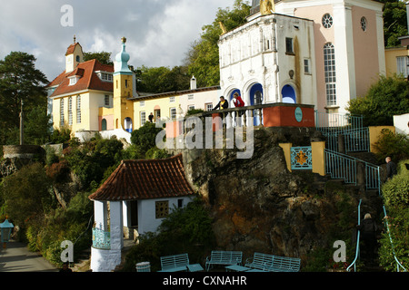 Chantry Zeile und das Pantheon, Portmeirion, Nordwales Stockfoto