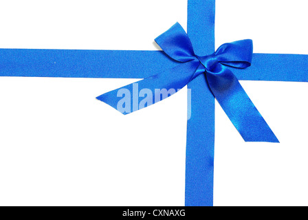 blaues Band und Schleife auf weißem Hintergrund Stockfoto
