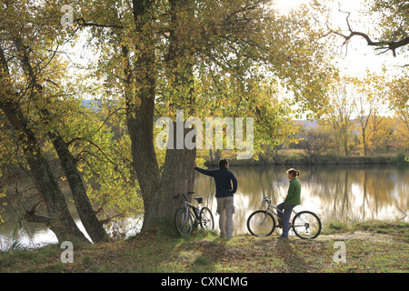 Rioja Wein Region, Radfahren während der Herbstsaison, Spanien, Stockfoto