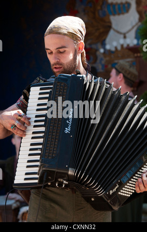 Akkordeon spieler Musiker am Maryland Renaissance Festival/Messe in Annapolis Maryland Stockfoto