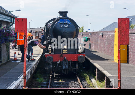 Klasse K1 Dampf Lok 62005 in Mallaig haben den jakobitischen Dampf angetrieben von Fort William in Schottland zu trainieren Stockfoto