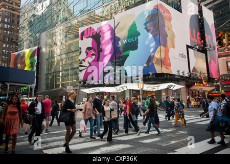Eine Plakatwand am Times Square in New York am Freitag, 5. Oktober 2012 wirbt für den Musik-Streamingdienst Rdio Stockfoto