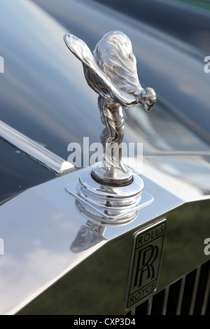 Spirit of Ecstasy Haube Motorhaube Ornament Maskottchen klassische Rolls-Royce, Nahaufnahme, Suffolk, UK Stockfoto