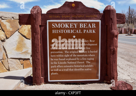 Smokey Bär Historical Park landschaftlich Marker, Capitan, New Mexico Stockfoto