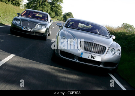 Bentley Continental Flying Spur und GT Straßenfahrt Stockfoto