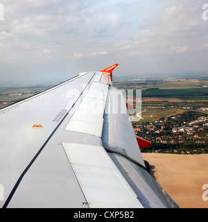 EasyJet Airbus A319. EasyJet Airline ist die zweitgrößte Low Cost-Carrier in Europa nach Ryanair. [Nur zur redaktionellen Verwendung] Stockfoto