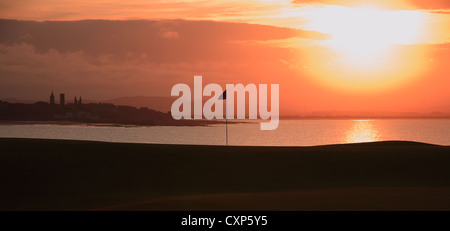 St Andrews bei Sonnenuntergang in St. Andrews Bay Golf Course angesehen. Stockfoto