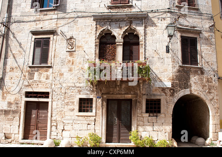 Gotisches Haus, Vodnjan, Istrien, Kroatien Stockfoto