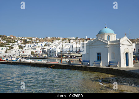 Blick auf den Hafen, Chora, Mykonos, Cyclades, Süd Ägäis, Griechenland Stockfoto