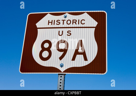 Historische US Highway 89A Zeichen, in der Nähe von Jerome, Arizona, Vereinigte Staaten von Amerika Stockfoto