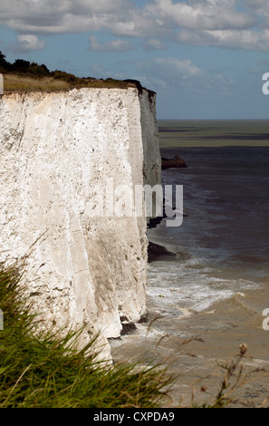 Dramatische Aussicht auf die Klippe, von der Klippe des Saxon Shore Way, zwischen Kingsdown und St. Margret's Bay, Kent. Stockfoto