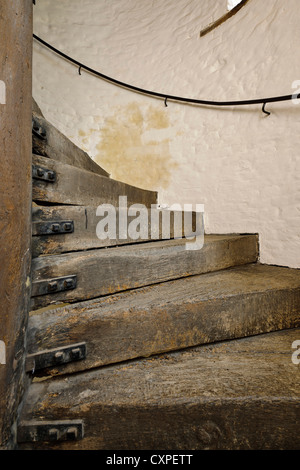 Eastbury Manor, bellen, Vereinigtes Königreich. Architekt: Unbekannt, 1572. Detail der Treppe zeigt Eiche tritt. Stockfoto