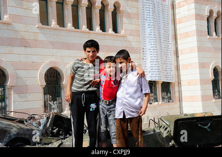 Die freie syrische Armee bewaffnet die wichtigste Rebellengruppe Kampf gegen Präsident Bashar al-Assad Regierung. Azaz Stegic Stadt rund 30 Stockfoto