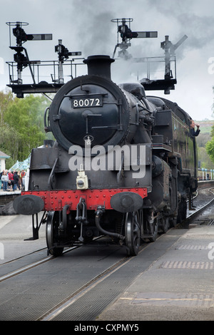 BR Standard Klasse 4 2-6-4 t 80072 Dampfmaschine Grosmont, North York Moors Railway Stockfoto