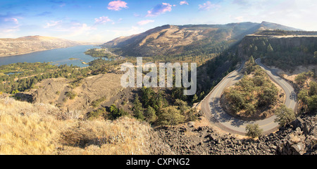 Alten Columbia Highway und Columbia River Gorge Rowena Crest Oregon Panorama Stockfoto