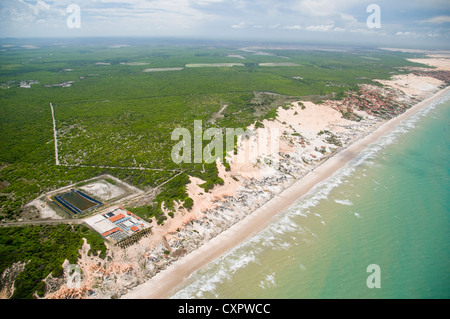 Luftaufnahme der Küste, Quixaba, Ceará, Brasilien - Canoa Quebrada Strand Stockfoto