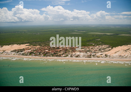 Luftaufnahme der Küste, Quixaba, Ceará, Brasilien - Canoa Quebrada Strand Stockfoto