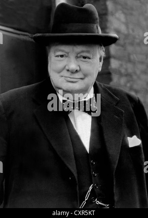 Sir Winston Churchill britischer Krieg Führer. 1940's Image. Aus den Archiven von Presse Portrait Service (ehemals Presse Portrait Bureau) Stockfoto