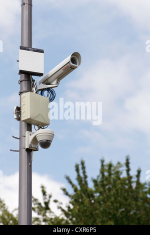 CCTV-Kamera-Überwachung auf dem Indemann Aussichtsturm der Goltsteinkuppe Halde, Gemeinde Inden, Düren Bezirk Stockfoto