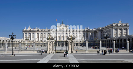 Ehrenhof, Königspalast von Madrid, Palacio Real, Madrid, Spanien, Europa, PublicGround Stockfoto