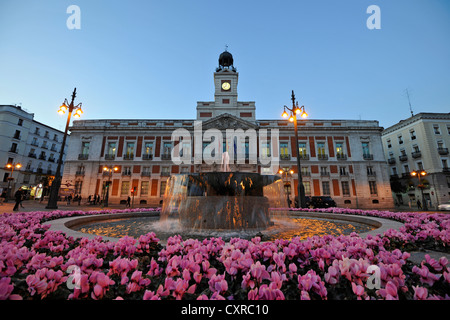 Presidencia De La Comunidad de Madrid Gebäude am Dawn, Antigua Casa de Correos Gebäude, Präsidium der autonomen Region Stockfoto