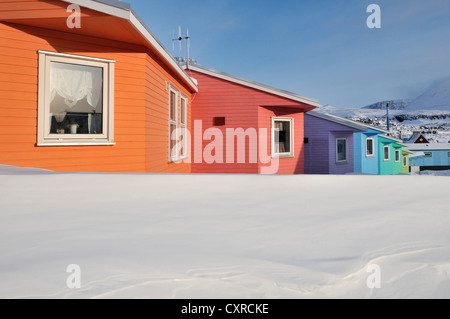 Bunte Häuserzeile, Qeqertarsuaq oder Disko-Insel, Grönland, Arktis Nordamerika Stockfoto