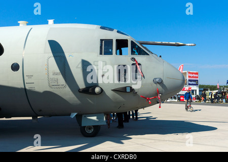 Alenia C-27J Spartan ist eine mittlere militärische Transportflugzeuge Stockfoto