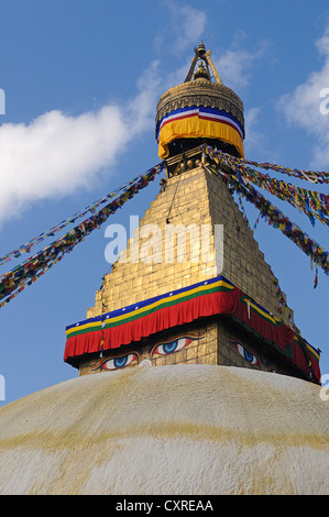 Bodnath Stupa mit Gebet Fahnen, Kathmandu, Kathmandu-Tal, Nepal, Asien Stockfoto