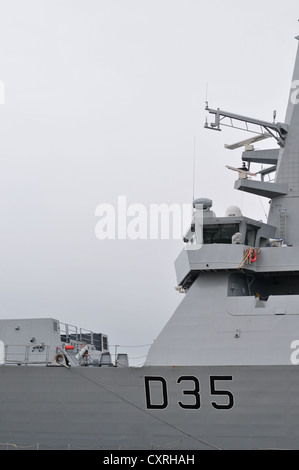 HMS Dragon, eine Royal Navy Type 45 "Zerstörer" Kriegsschiff, angedockt in Portsmouth Stockfoto