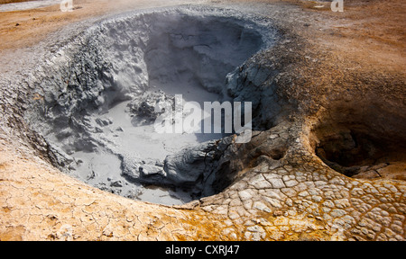 Kochende Mudpools Geysir, Namafjall Hverir Island Stockfoto