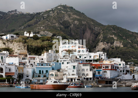 Dorf von Sant ' Angelo, Angeln, Serrara Fontana, Insel Ischia, Golf von Neapel, Kampanien, Süditalien, Italien, Europa Stockfoto