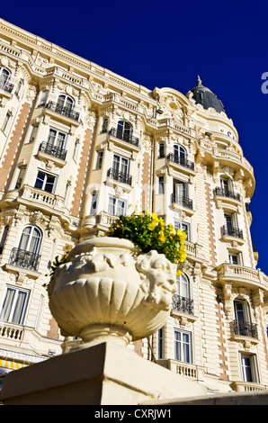 Fassade eines Hauses in Cannes, Frankreich, Europa Stockfoto