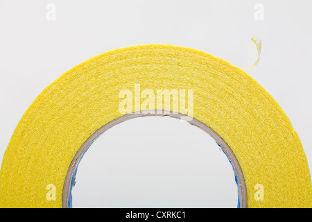 verlieren Sie Klebeband auf weißem Hintergrund Stockfoto