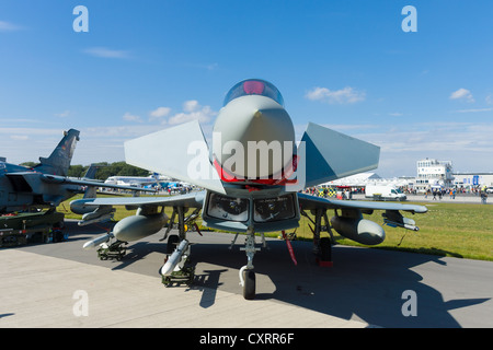 Der Eurofighter Typhoon ist ein zweistrahliges, Canard-Delta-Flügel, multirole Kämpfer Stockfoto