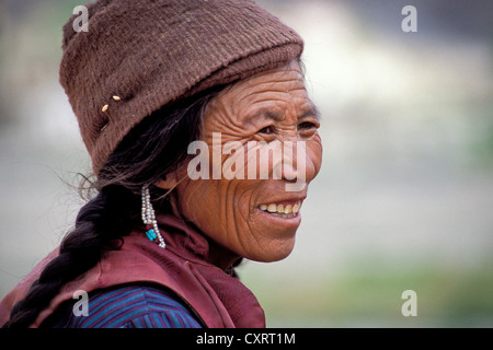 Zanskar Frau, Porträt, Zangla, Zanskar, Ladakh, Jammu und Kaschmir, Nordindien, Indien, indischen Himalaya, Asien Stockfoto