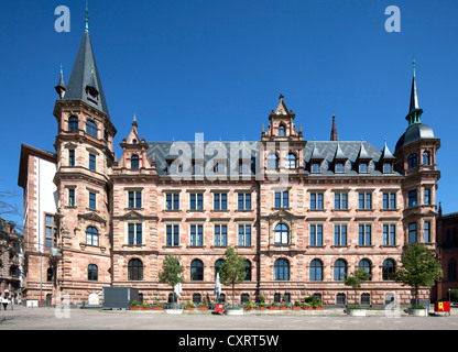 Neues Rathaus, Blick vom Markt-Quadrat, Wiesbaden, Hessen, Deutschland, Europa, PublicGround Stockfoto