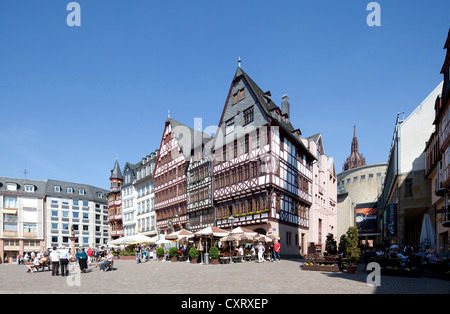 Fachwerkhäuser am Roemerberg Quadrat, Wiederaufbau, Kunsthalle Schirn Kunsthalle, Frankfurt Am Main, Hessen, PublicGround Stockfoto