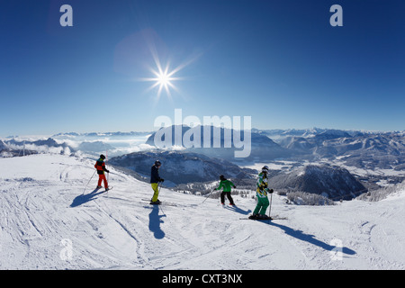 Skigebiet Tauplitz, Tauplitzalm Alp, Grimming in der Mitte, Ausseerland, Salzkammergut, Bad Mitterndorf, Steiermark, Österreich Stockfoto