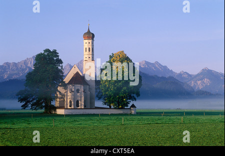 Wallfahrt Kirche von St. Coloman, Schwangau in der Nähe von Füssen, Allgäu, Allgäu, Bayern, Oberbayern Stockfoto