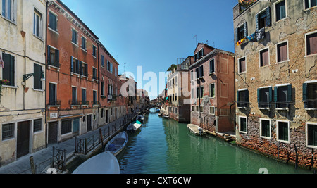 Stadtbild, Kanal im Sestiere Castello Viertel, Venedig, Veneto, Italien, Europa Stockfoto