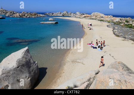 Strandabschnitt in der Lavezzi Inseln Nature Reserve, Südkorsika, Korsika, Frankreich, Europa Stockfoto